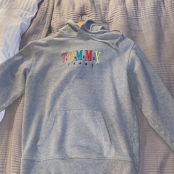 Tommy Hilfiger Hoodie - Picture 2 of 4